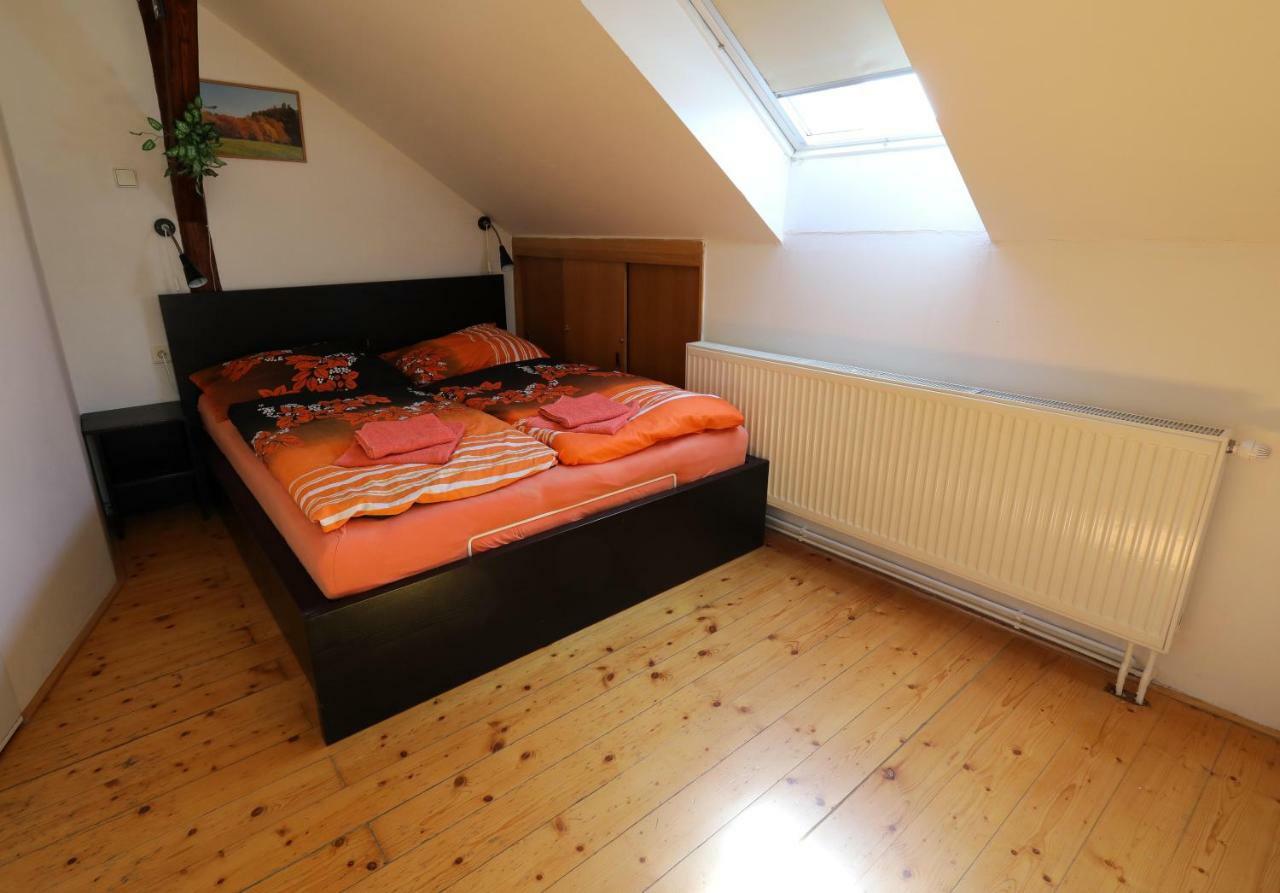Apartman Skalka Mnichovo Hradiště Dış mekan fotoğraf